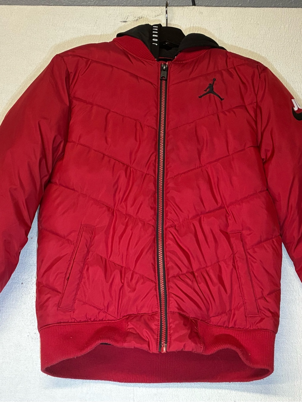 Jordan Red Kids Puffer Jacket with Hood Large